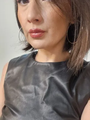 AnaHathor Beyond Labels