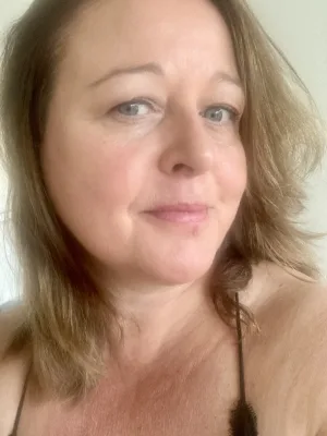 Victoria Your Openminded Sex and Relationship Advisor