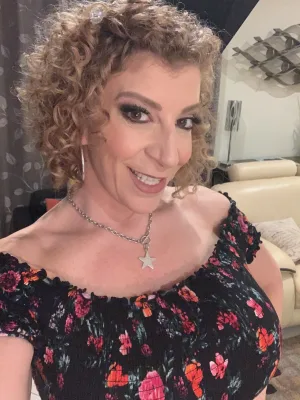 Let me be your sex therapist